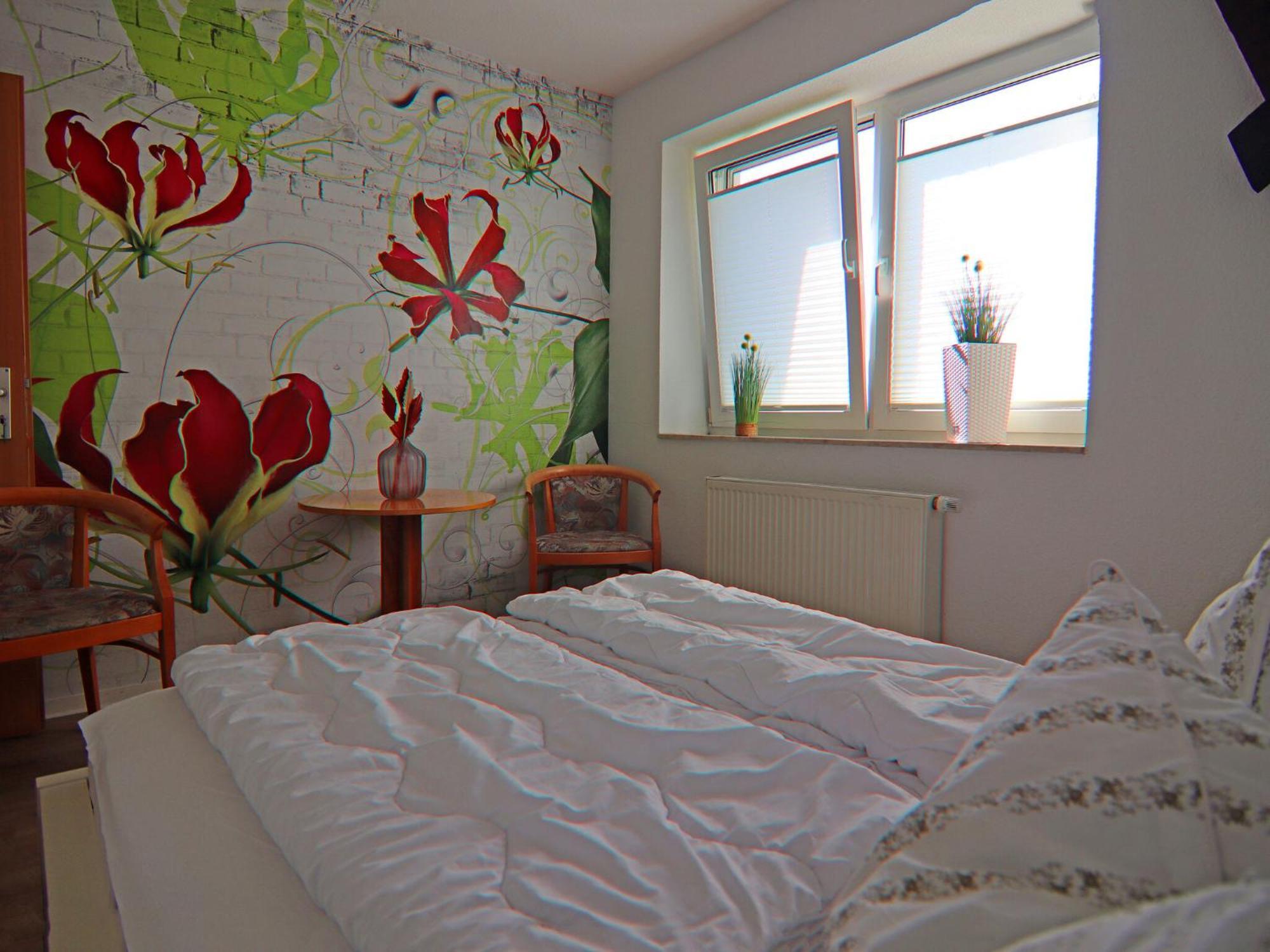 Family Holiday Home Near The Beach With Large Garden Kropelin Ngoại thất bức ảnh